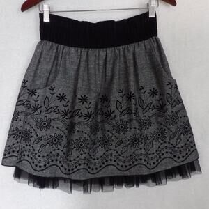 Joe Benbasset Mini Skirt Womens Size XS Floral Layered Tulle Hem Embroidered‎